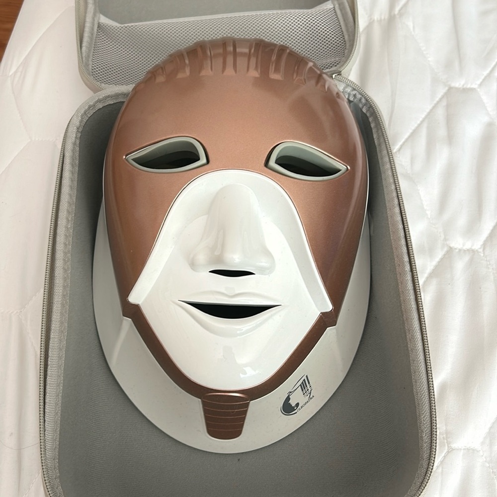 Cleopatra LED mask